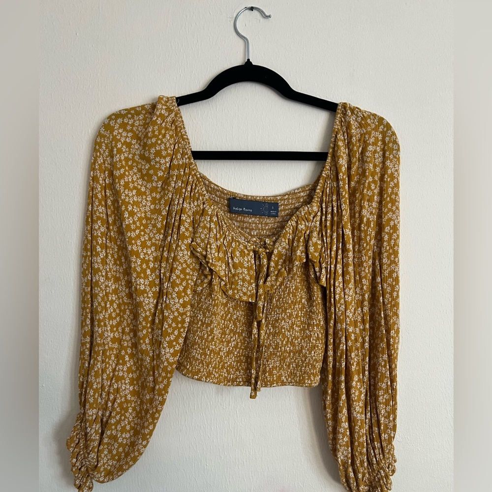 Long Sleeve Cropped Shirt